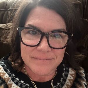 Meet your Posher, Maria